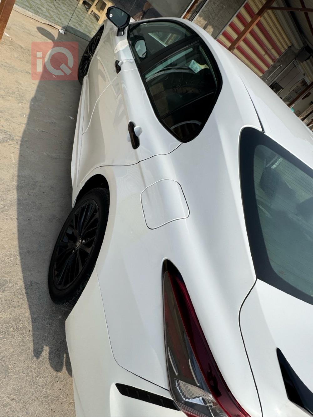 تۆیۆتا کامری